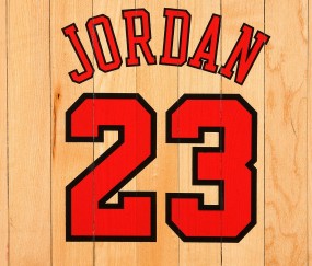 开云-逆境中的同行者，当浓眉哥的汗水遇上尤文图斯的叹息，汗与叹，双城记里的不朽竞技场