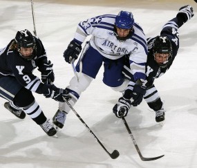 开云官网-惊艳破局！加拿大新星Scout闪耀晋级，枫叶之国羽球未来光芒万丈，加拿大新星Scout惊艳破局闪耀晋级，枫叶之国羽球未来光芒万丈