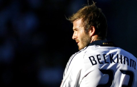 开云体育中心-势不可挡！Scout独木难支，连败背后的英雄悲歌与电子竞技本质叩问，孤勇与团魂，Scout连败背后的电竞本质之问